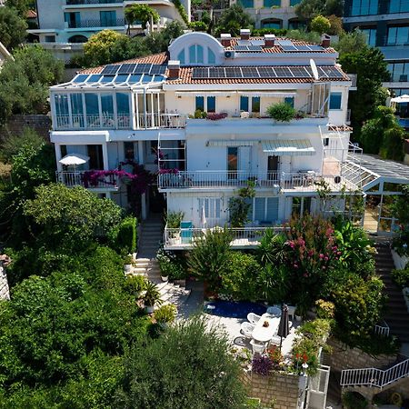 Sun Rose Apartments Sveti Stefan Exteriör bild