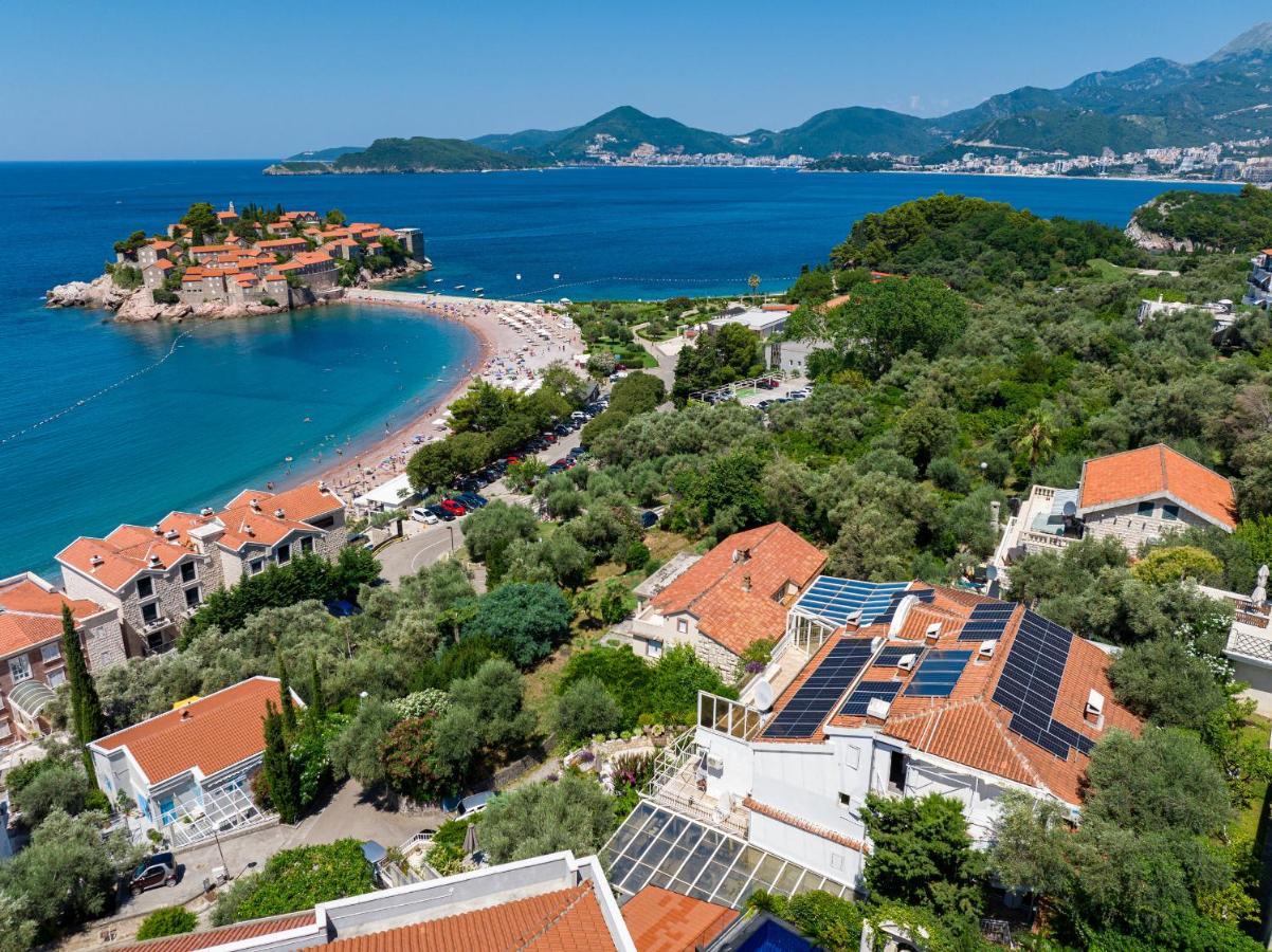 Sun Rose Apartments Sveti Stefan Exteriör bild