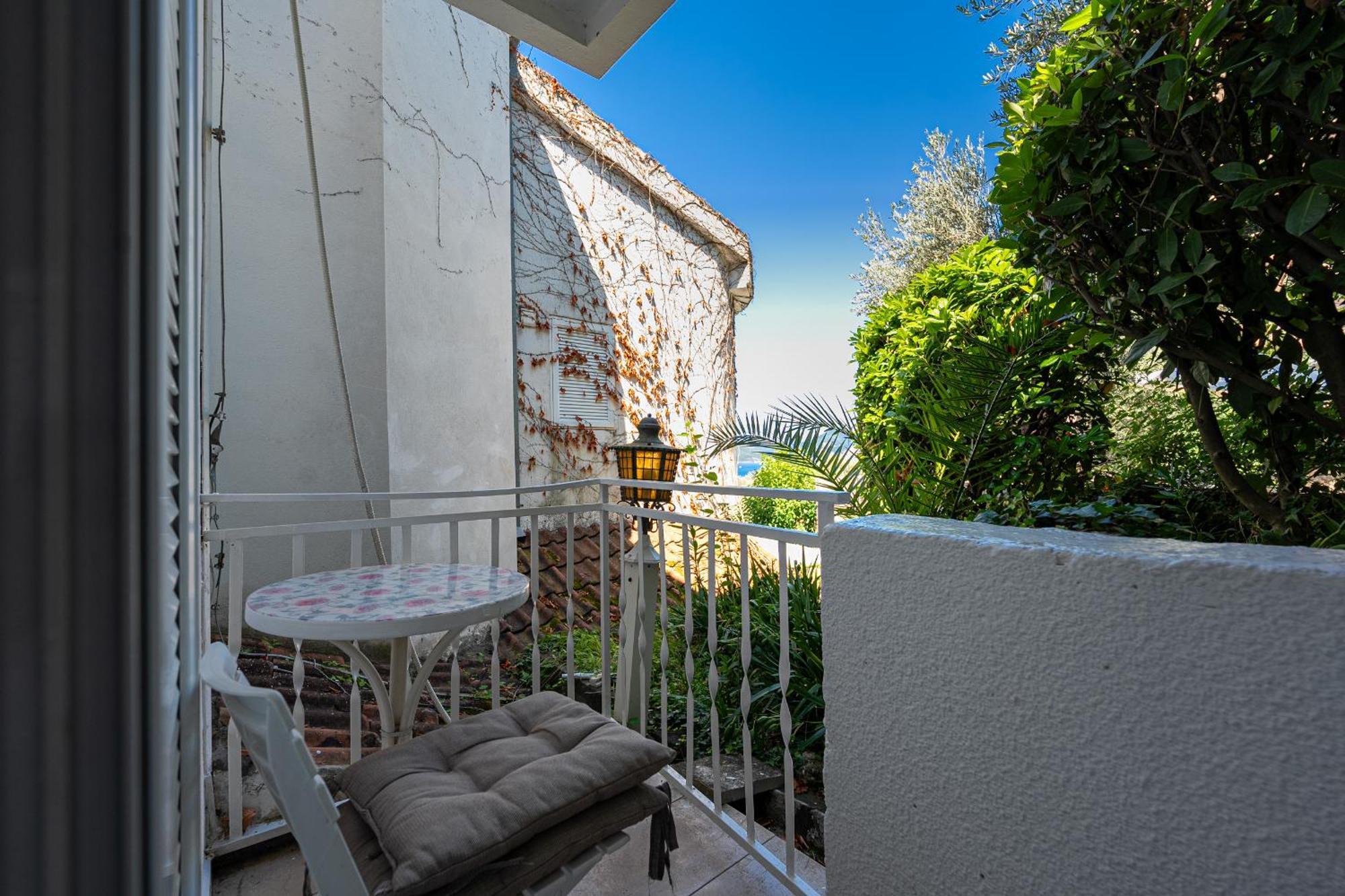 Sun Rose Apartments Sveti Stefan Rum bild