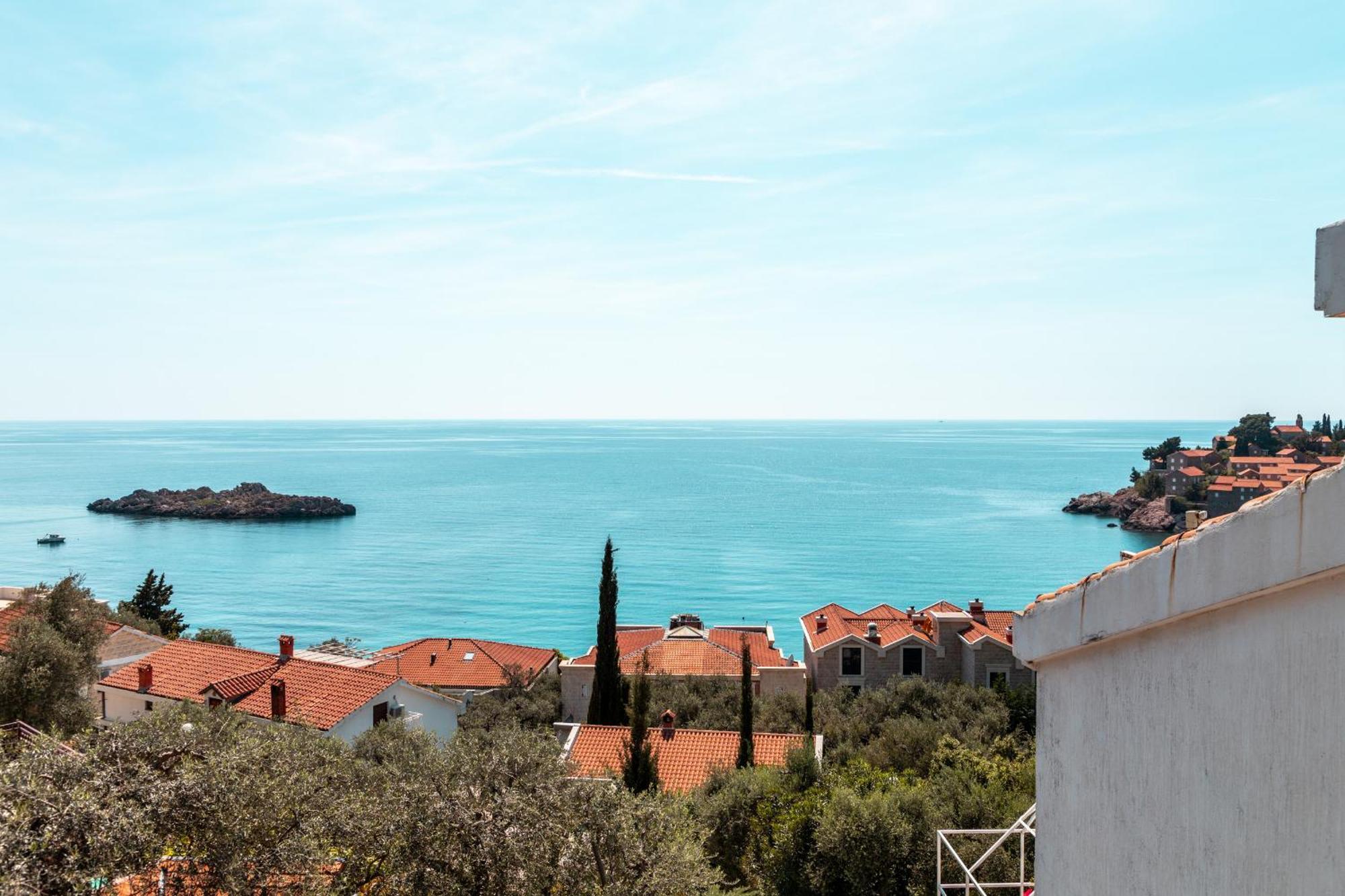Sun Rose Apartments Sveti Stefan Rum bild