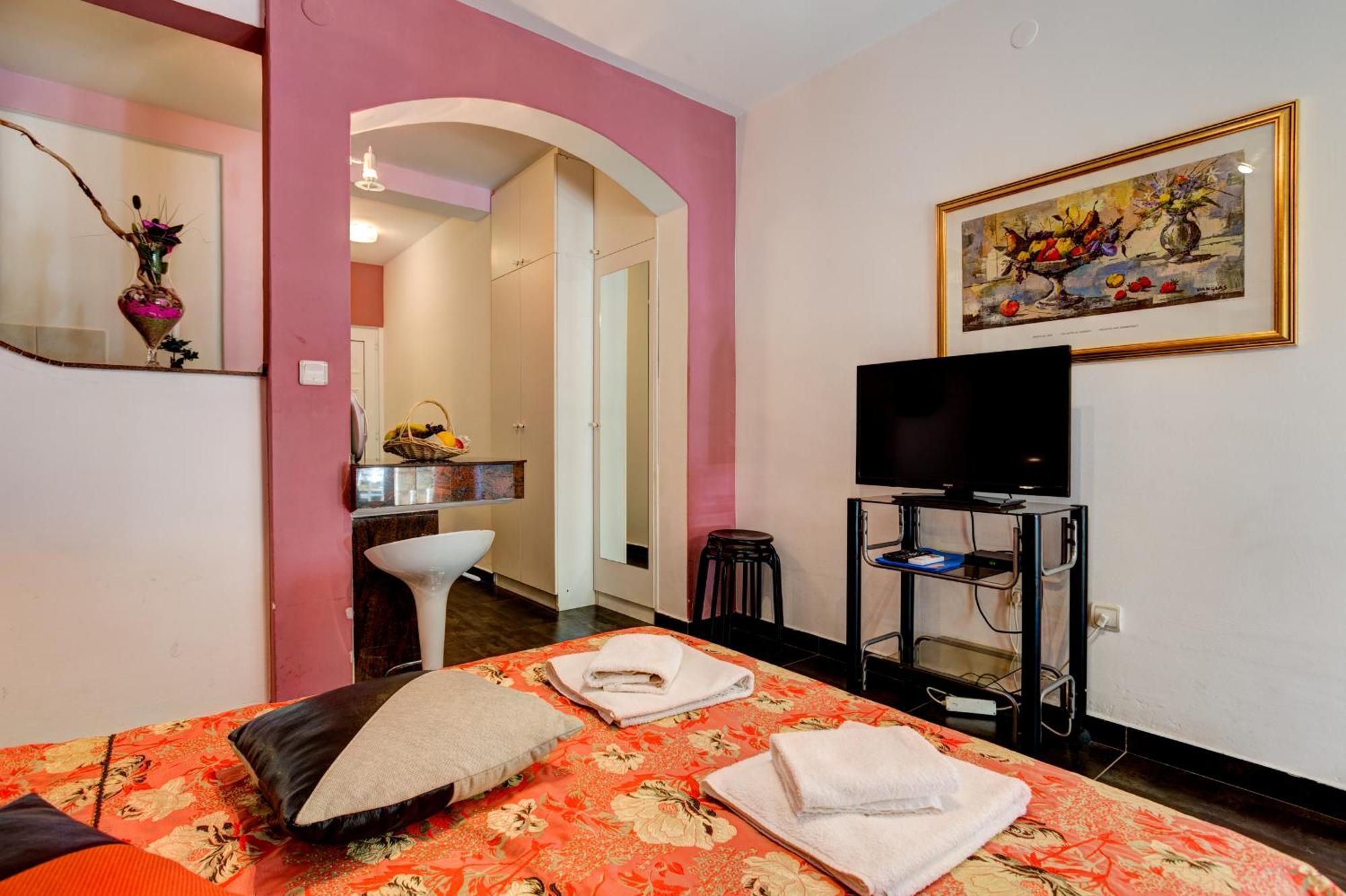 Sun Rose Apartments Sveti Stefan Rum bild